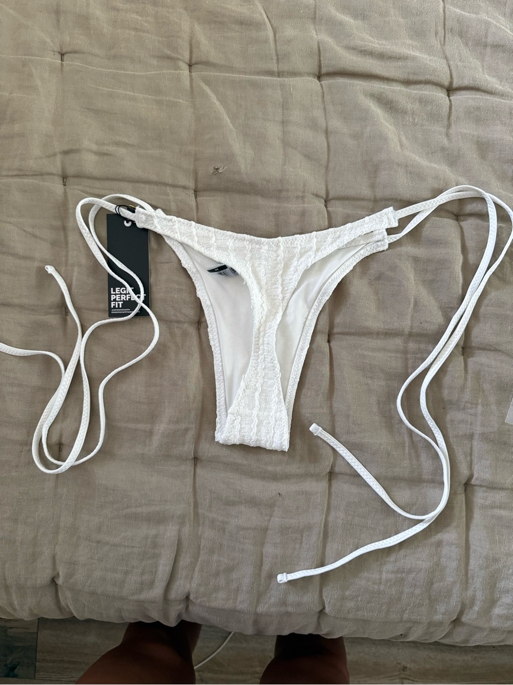 White Textured Triangle Bikini Set - Picture 2 of 5
